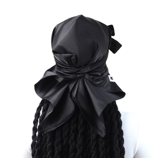 Black adult satin doek